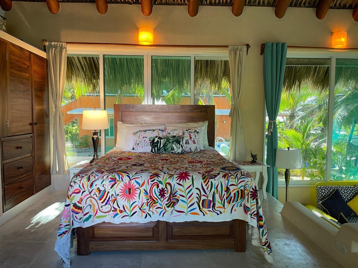 Tree Tops - Adults Only Villa Zihuatanejo